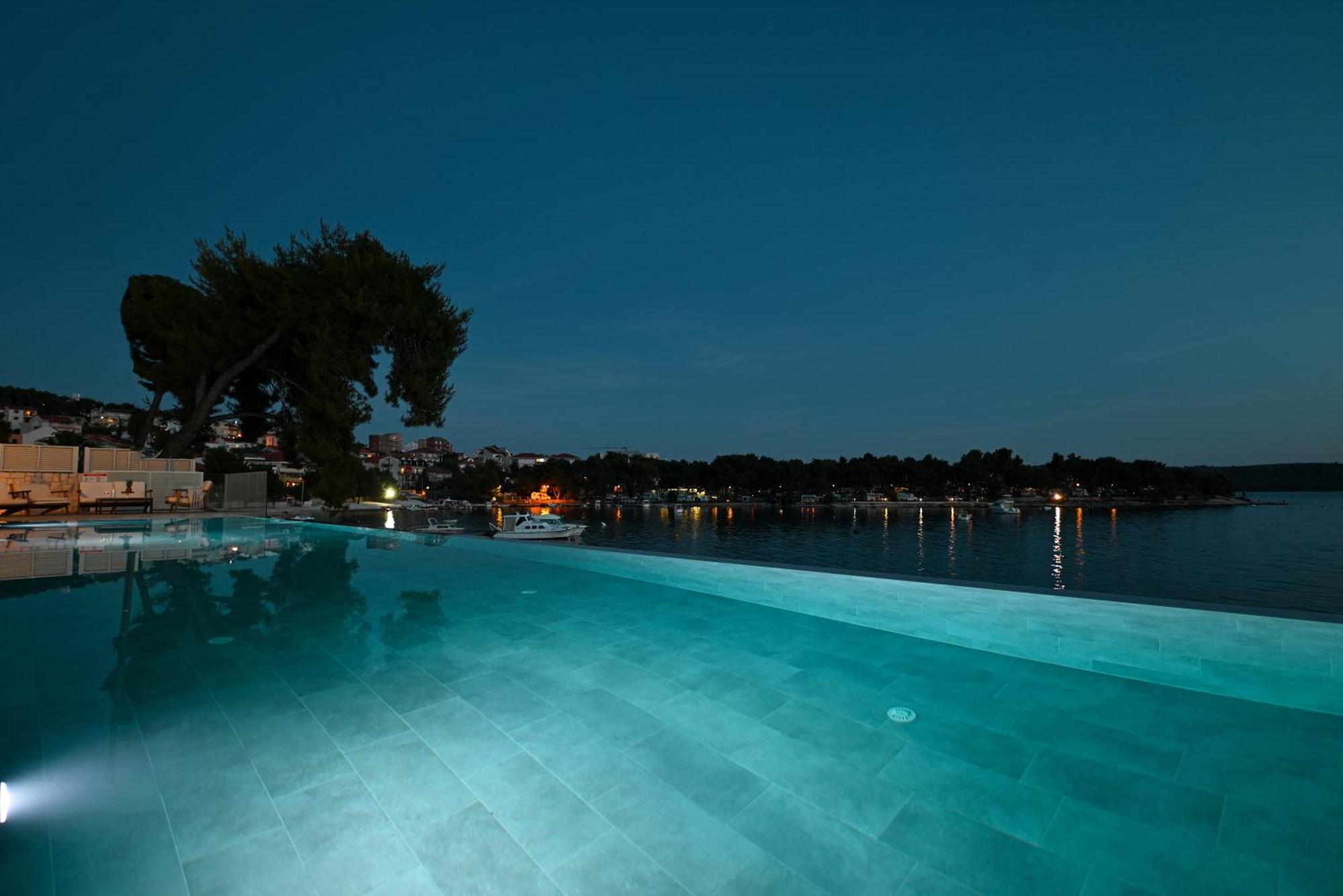 Livingstone Beach House Trogir Exteriör bild