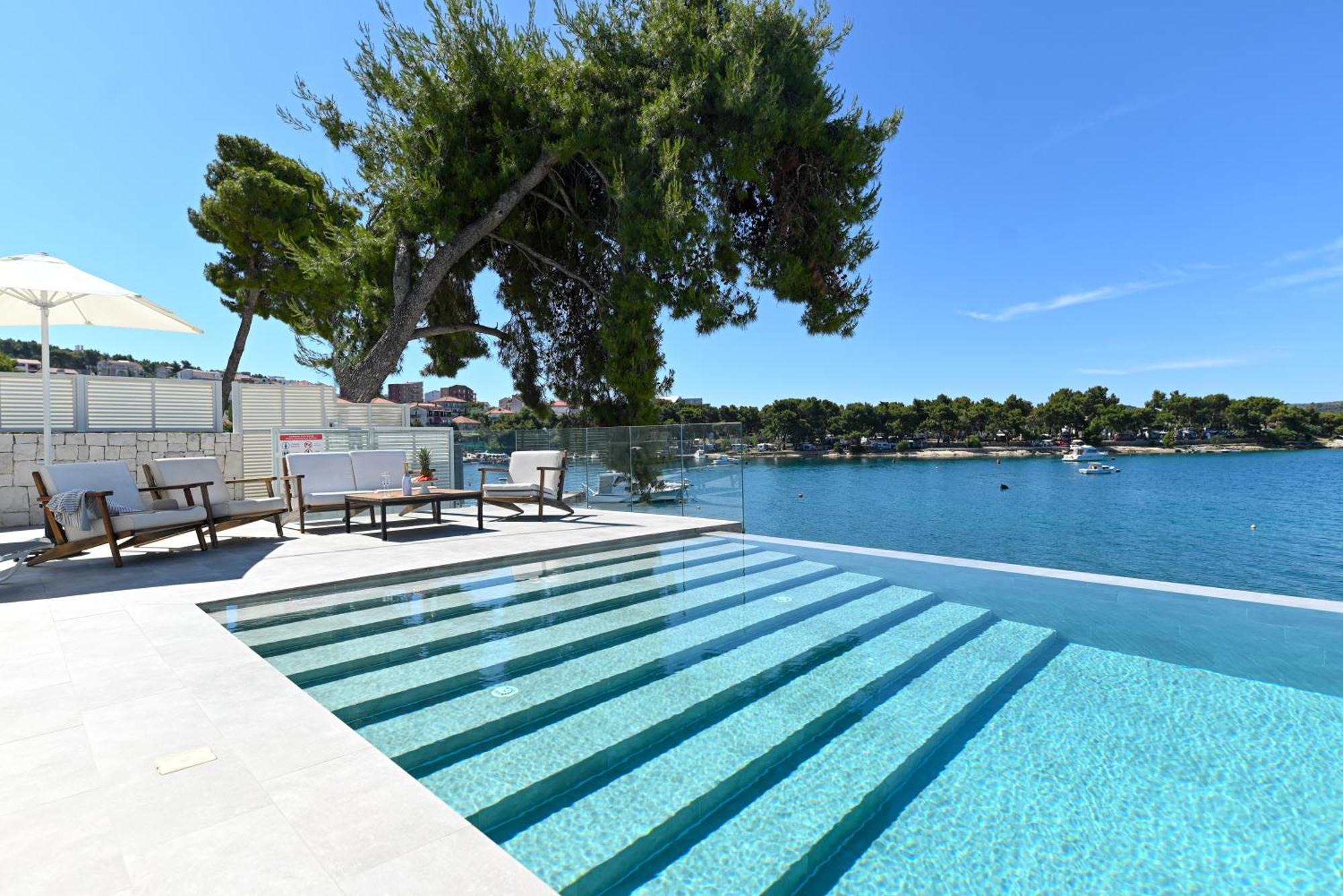 Livingstone Beach House Trogir Exteriör bild