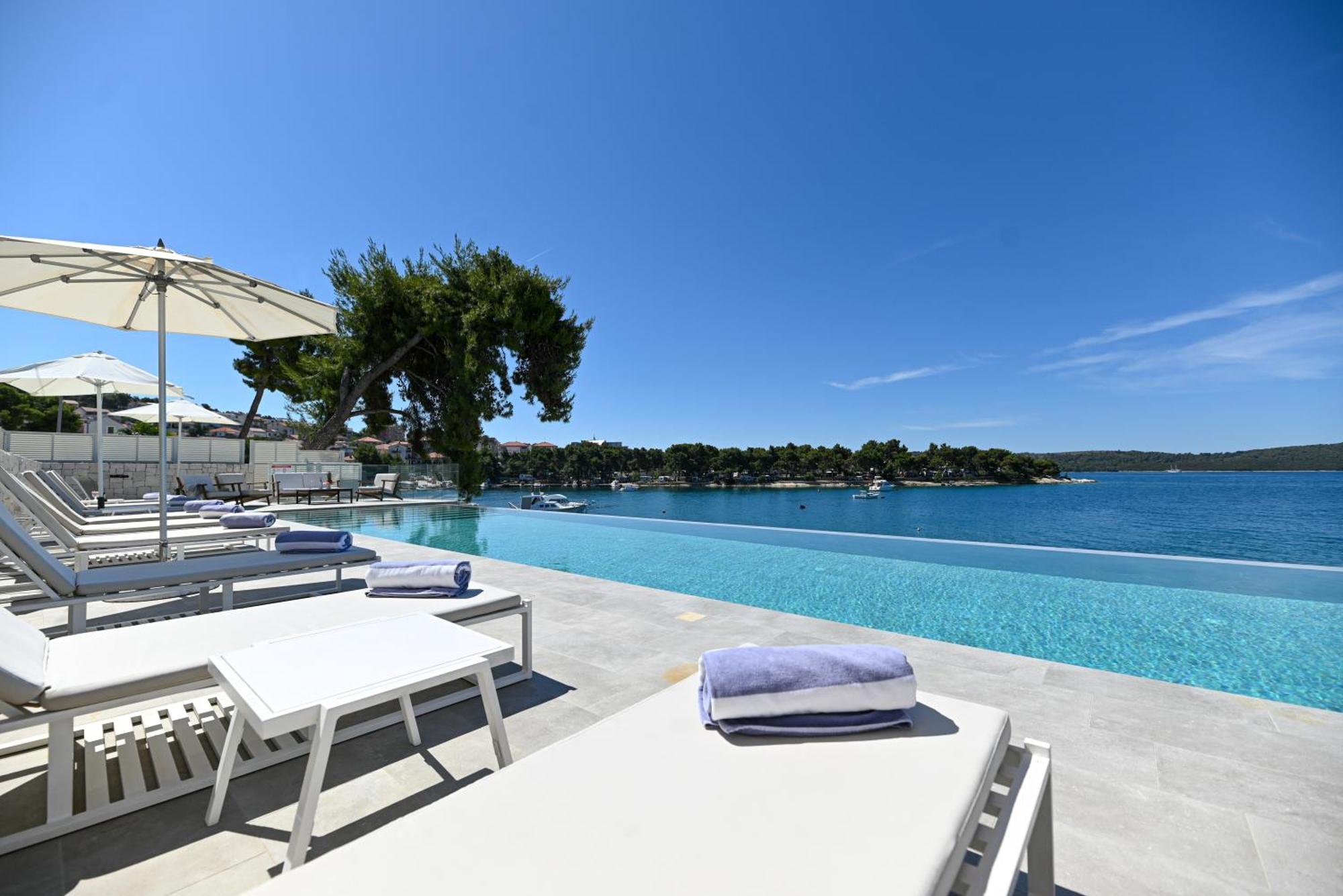 Livingstone Beach House Trogir Exteriör bild